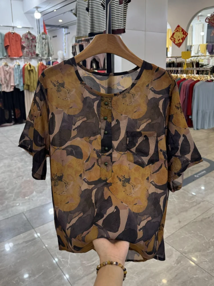 젊은 엄마의 패션 라운드 넥 프린트 오르트 슈에 쉬폰 탑 여름 신상 슬레 유니크 스몰 사이즈 중년 여성용 탑