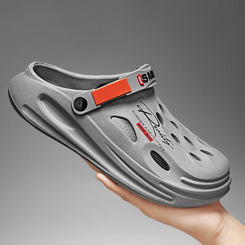 

New Men's Clogs Slippers Sandal Men Garden Shoes Flat Sandals Male Sneakers Outdoor Home Clogs Slides Men Summer Shoes