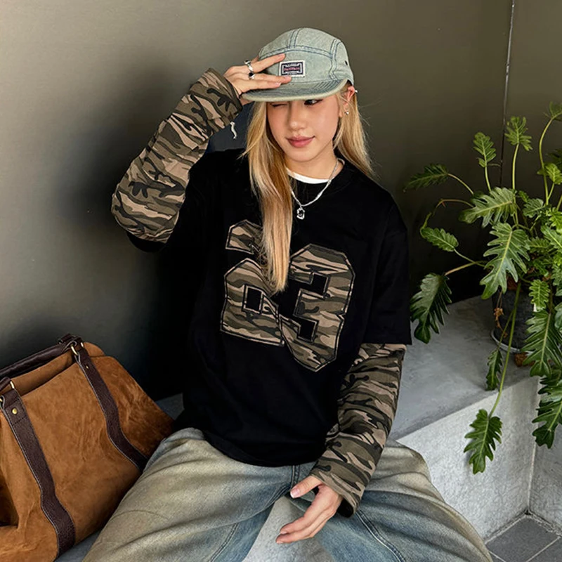 アメリカンヴィンテージ迷彩プリントTシャツ レディース パッチワーク Oネック 長袖 ストリートTシャツ 原宿 Y2K ルーズ カジュアルトップ