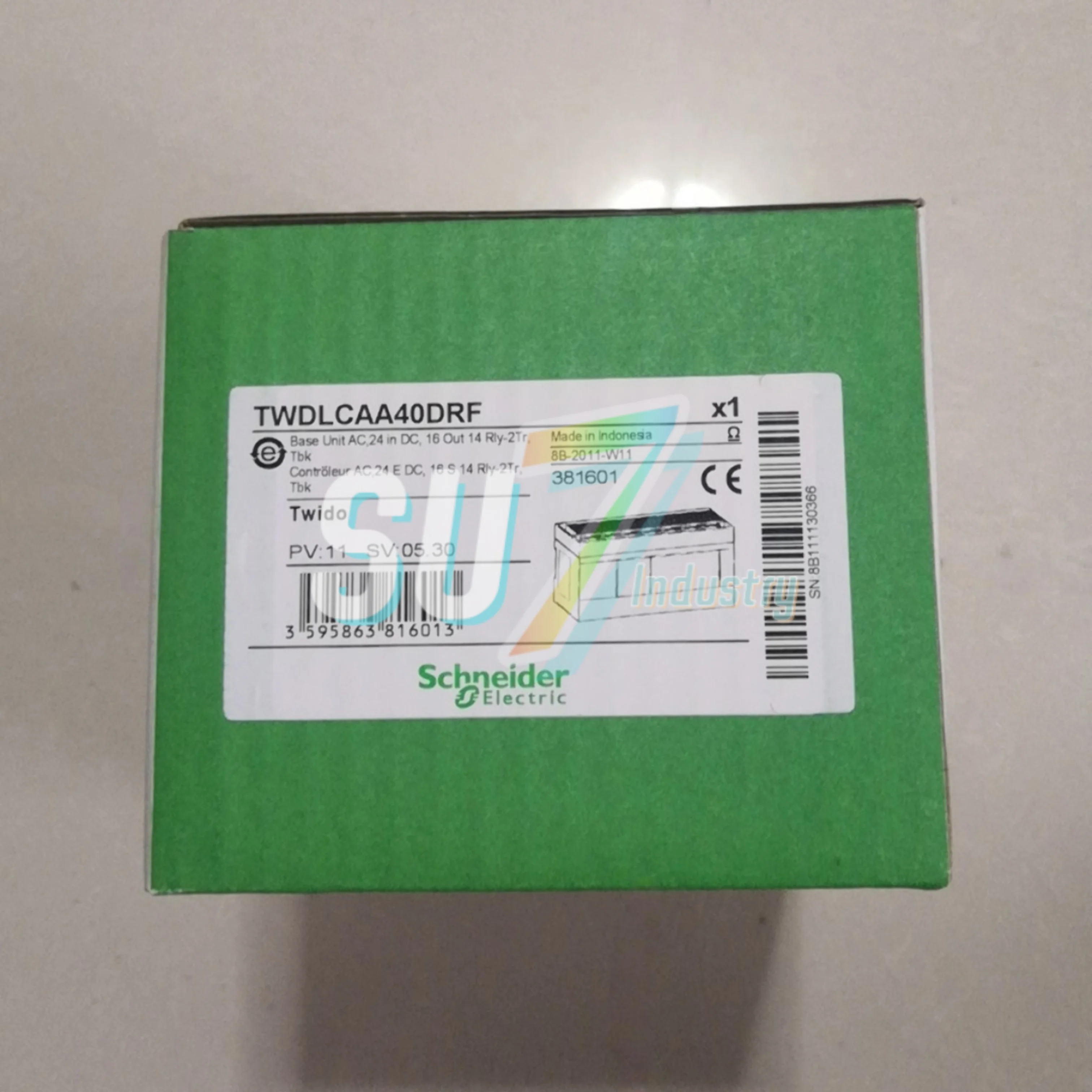 PLC Module    TWDLCAA40DRF   TWDNAC485T     New In Box