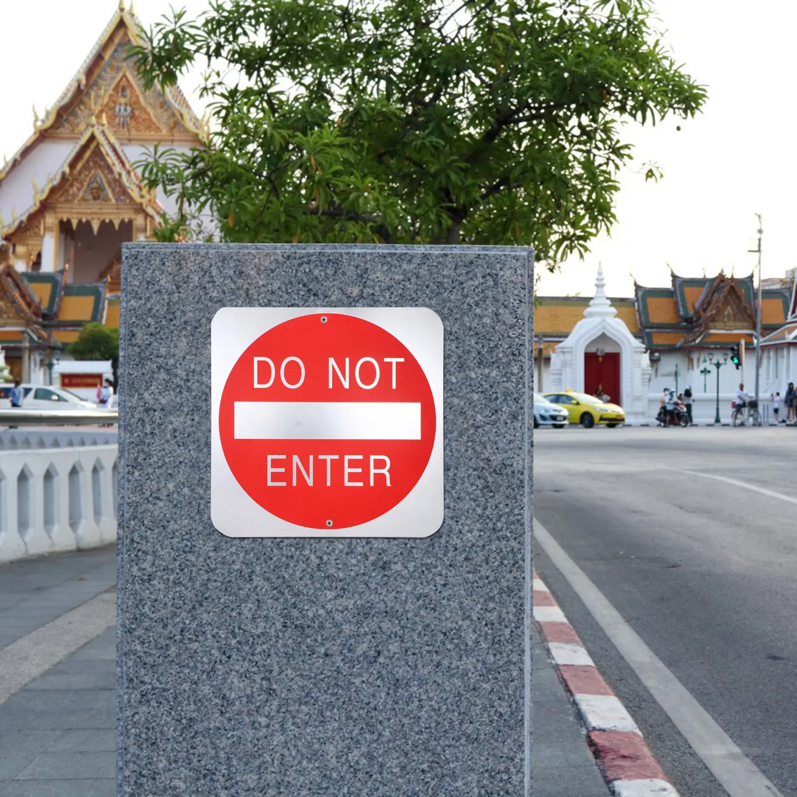 Heavy Duty Aluminum Alloy Do Not Enter Caution Sign Highly Visible Weather Resistant for Industrial Sites Storage Facilities
