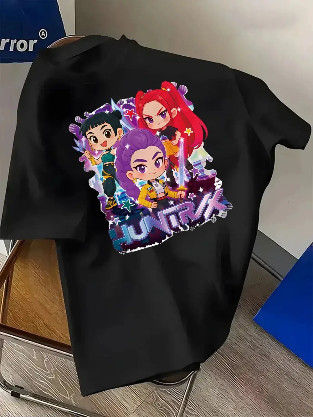 

Женская повседневная футболка с круглым вырезом, весенне-летняя коллекция, с коротким рукавом, стандартной длины, с персонажем в стиле аниме HUNTRX