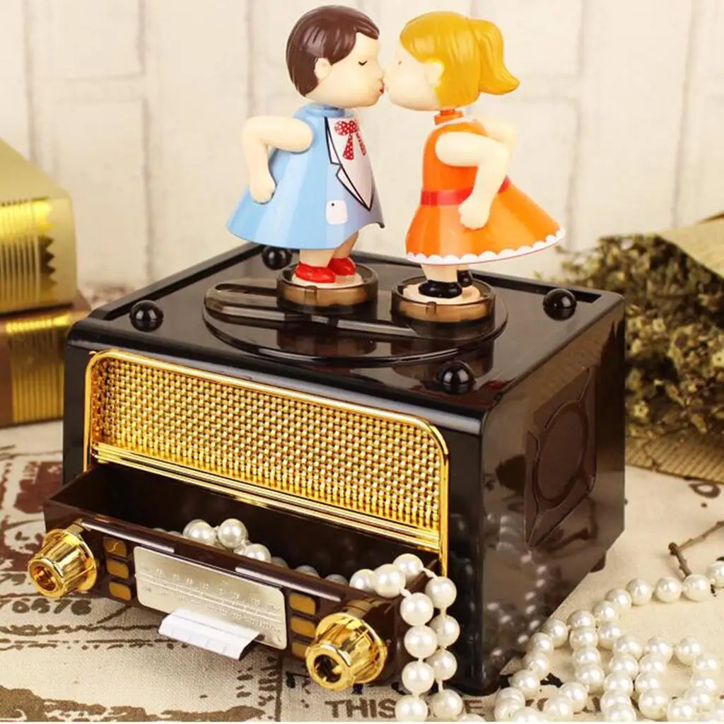 Romantic Lover Kissing Music Box No Battery Wind Up Music Box Gift for Girls