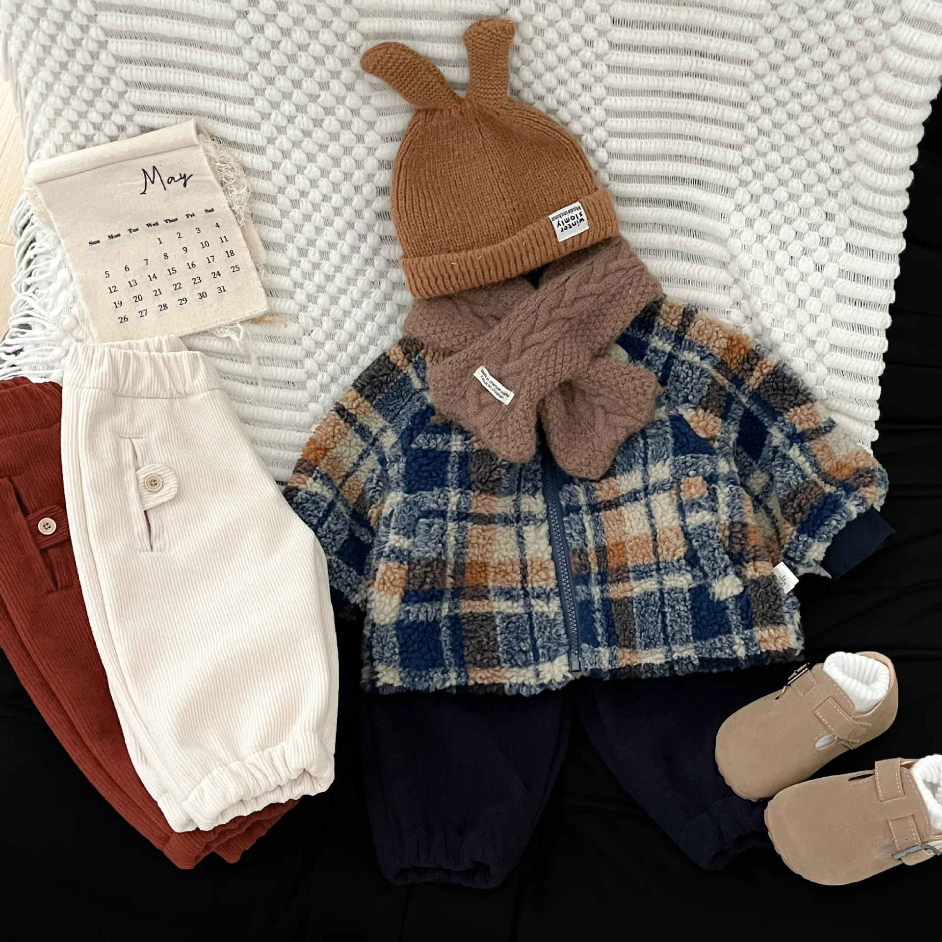 Childrens Pants Autumn Winter 2025 New Style with Added Fleece Thick and Loose Leg Cuffs Warm and Versatile Daily Casual Wear