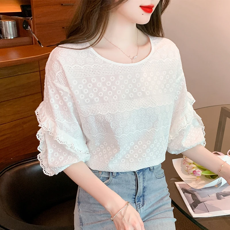 Gekräuselte Laterne Ärmel lose Baumwolle Bluse Frauen Sommer Vintage aushöhlen weißes Hemd süßes Muster Stickerei Tops