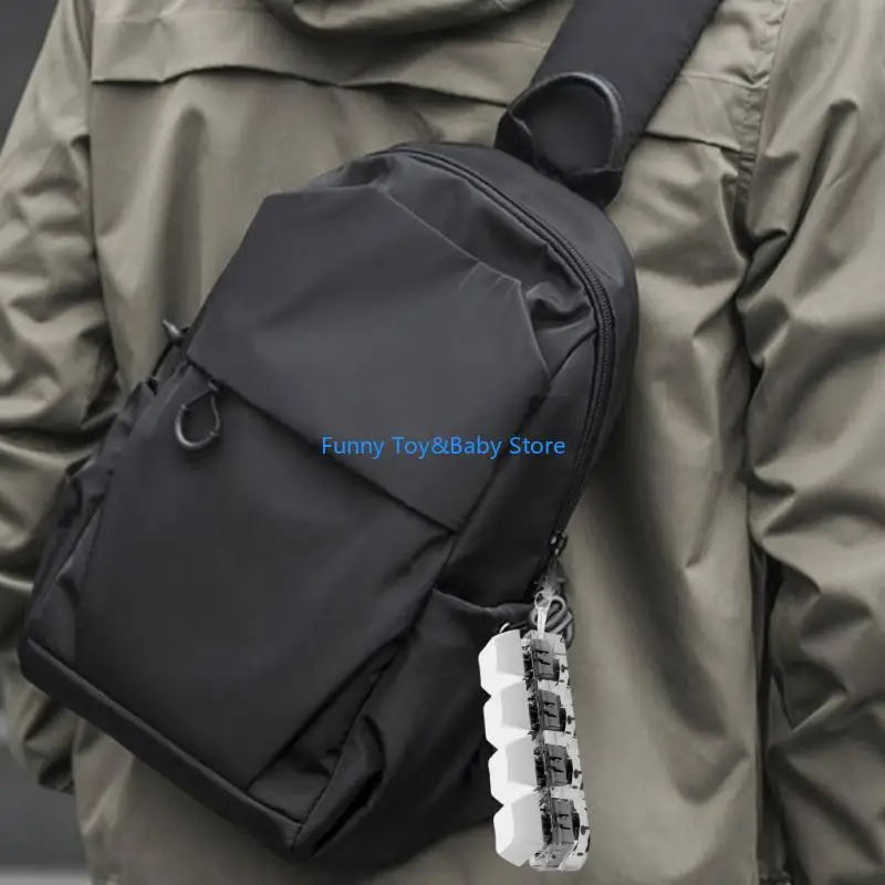 C90B Meerdere kleuren 4 Knop Keyboard Keychain Stress Relief Toy voor kinderen