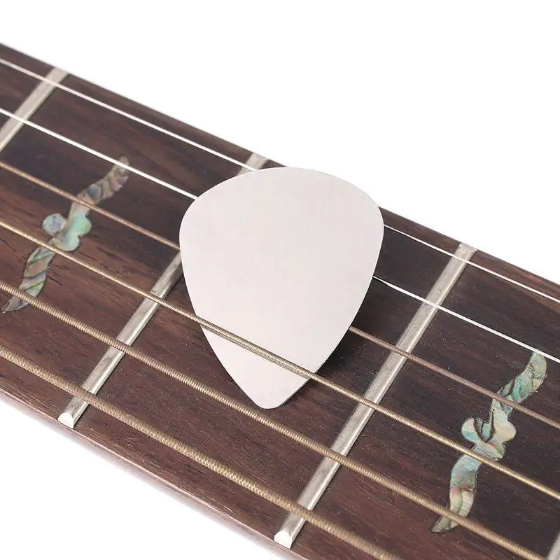 Metal Heart Guitar Picks (5~20PCS) – Stainless Steel Plectrums for Guitar, Bass, Banjo, Ukulele – Perfect Gift for Musicians TMZ