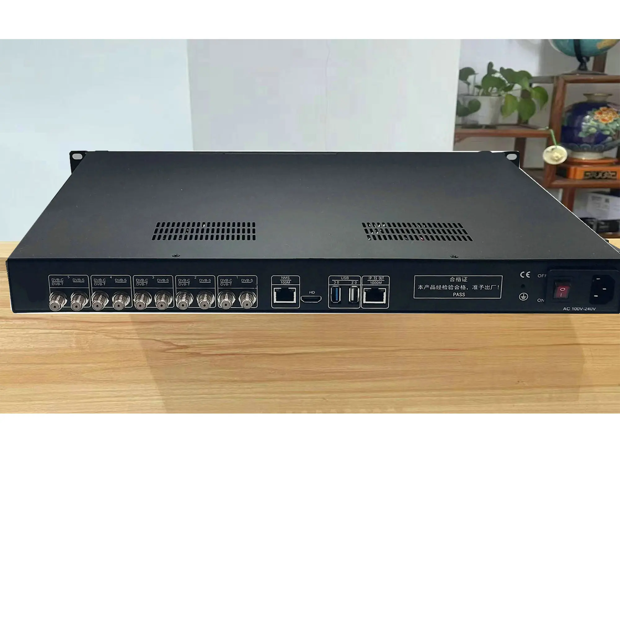 Tuner DVB-S DVB-S2 Dvb-t T2 DVB-C Isdbt Naar Ip Udp http Rtsp 5-kanaals Digitale Gateway Stream Ontvanger