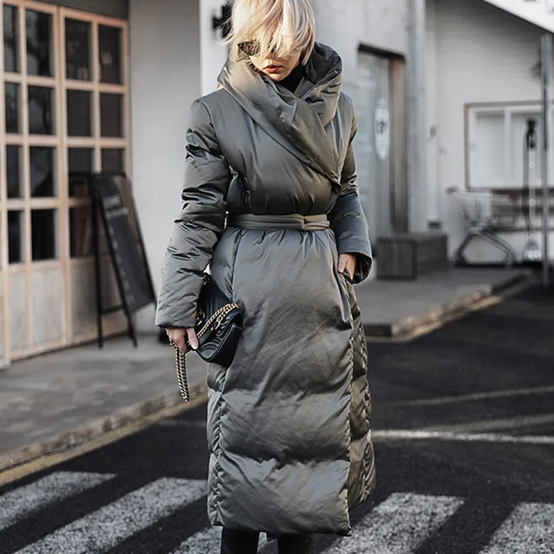 2024 Winter New Women\'s Down Coat Loose Commuter Leisure Windproof Hooded Oversize Down Coat