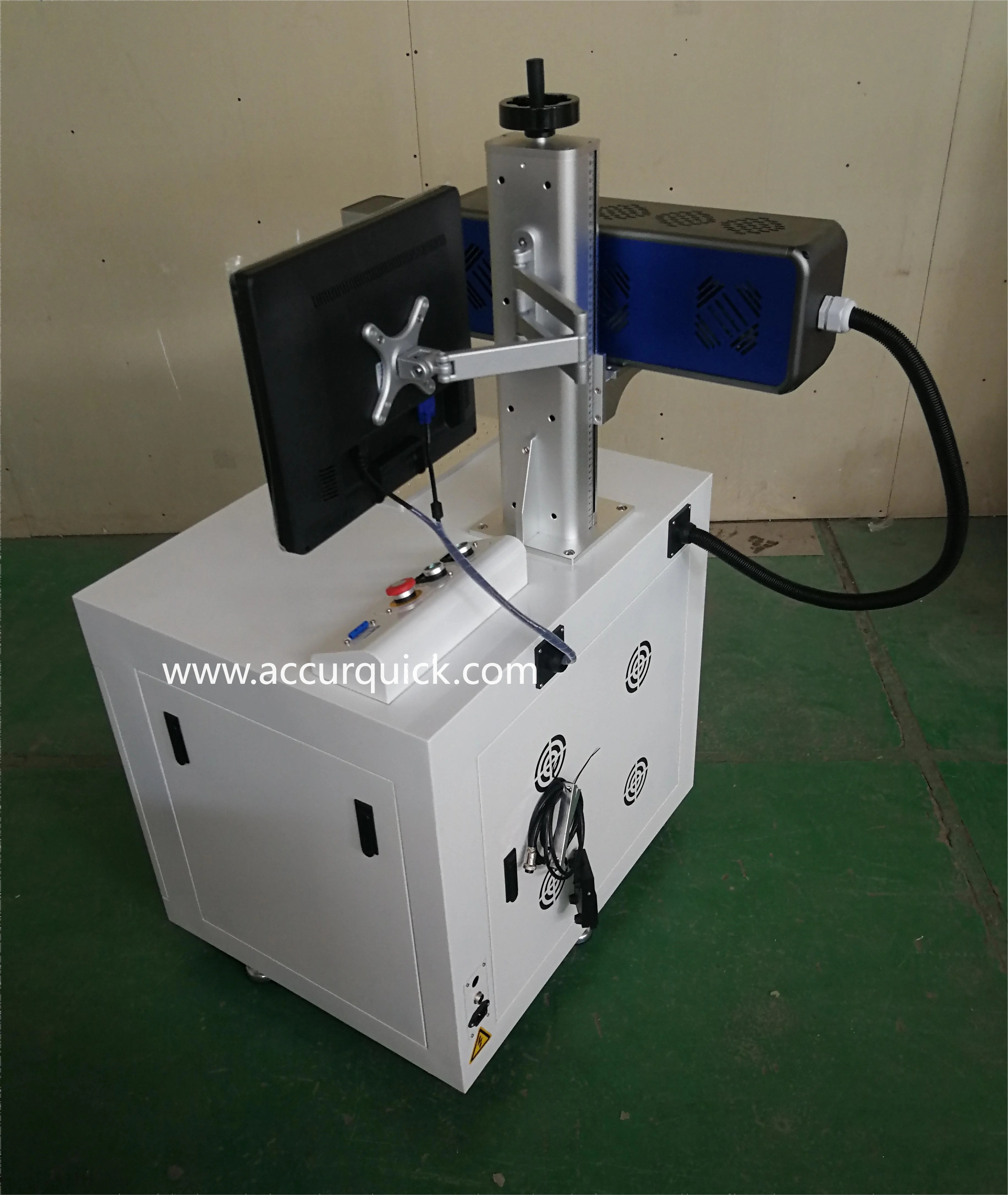 أفضل نوعية 30 واط آلة الوسم بالليزر 40 واط CO2 آلات الوسم بالليزر النقش بالليزر مع 20 مللي متر Facula