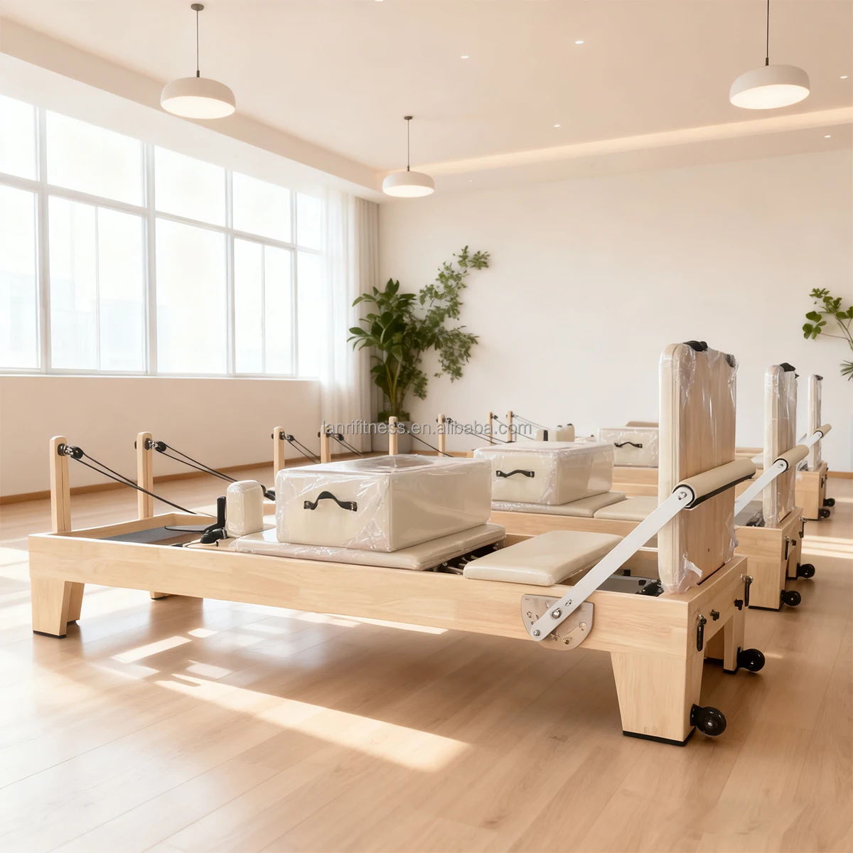 Durable Maple Wood Pilates Reformers Set Commercial Cadillac Wunda Chair Ladder Barrel Studio Body Building Equipment Adjustable