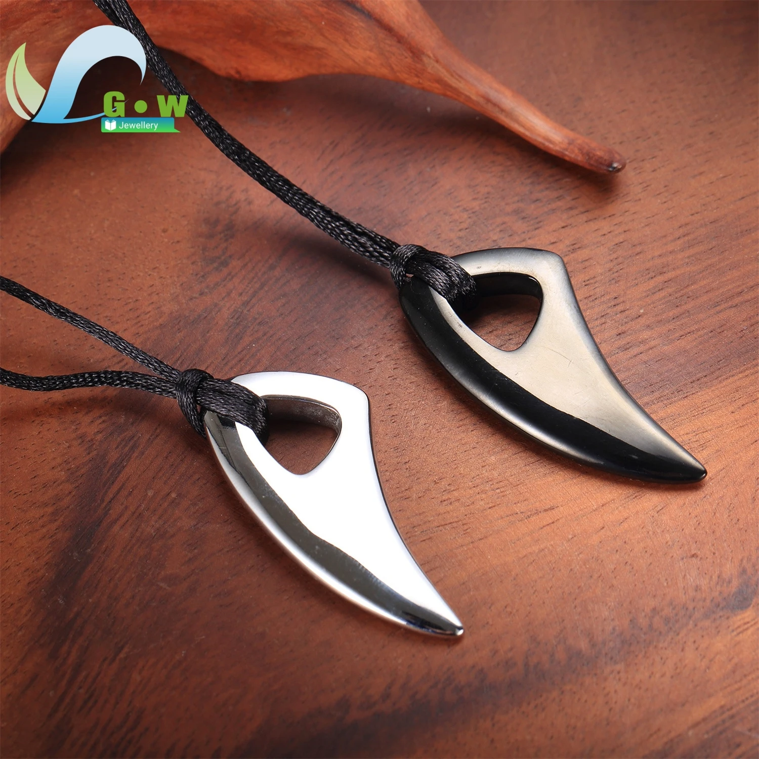 

Мужское титановое стальное ожерелье с рогом волка и зуба, готическое панк-череп, ожерелье для мужчин, хип-хоп, ювелирные изделия викингов, идея подарка