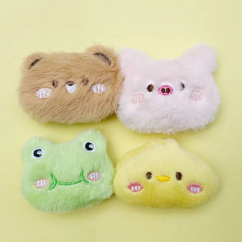 Pluche dieren cartoon broche accessoires, huwelijksgeschenkdoos, souvenirdecoratie, kinderhoeden, kledingaccessoires