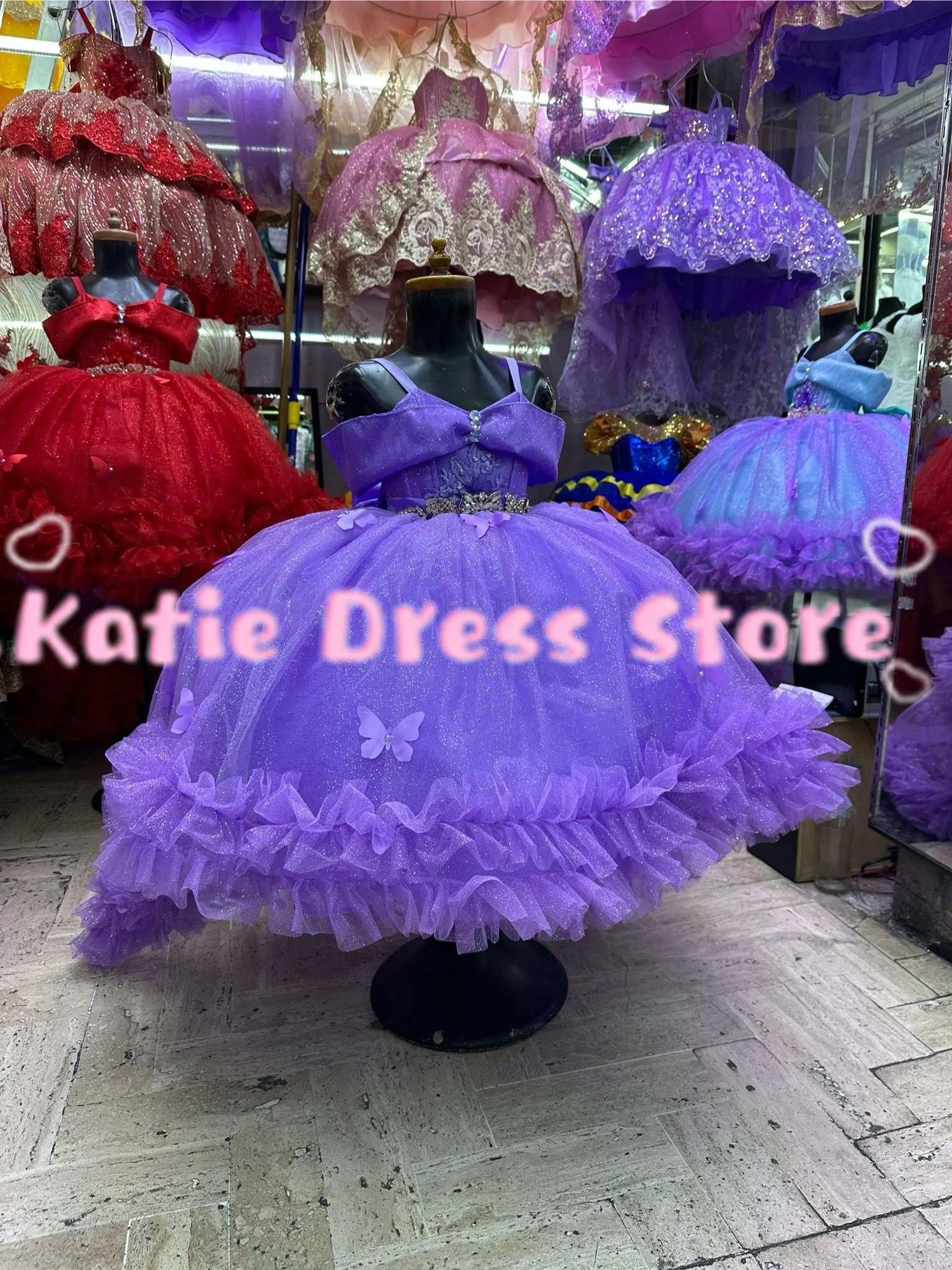 

Customized 3D Butterfly Flower Girl Dress For Wedding Purple Tulle Puffy Applique Kids Birthday Party First Communion Ball Gowns