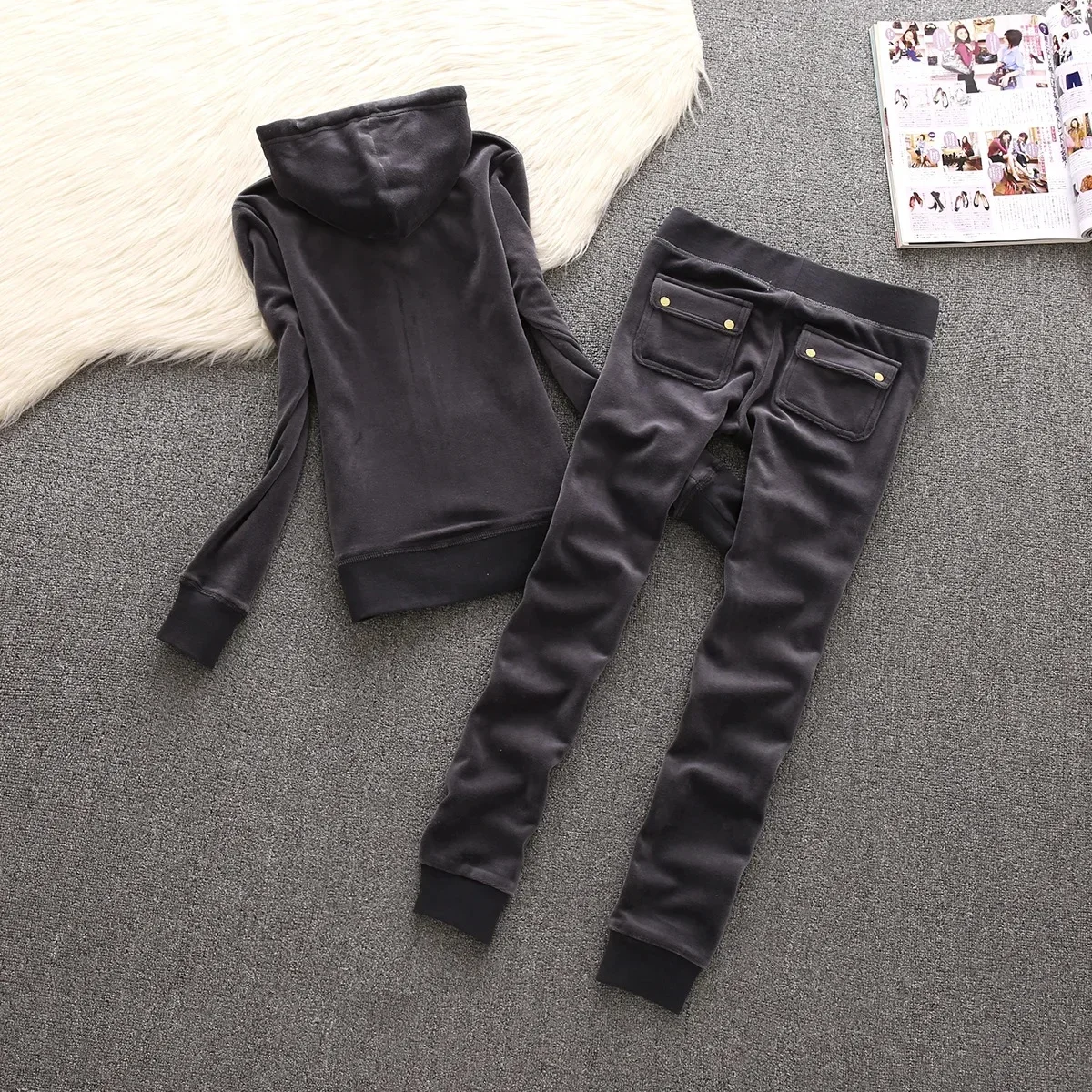 

2025 New Casual Sports Suit Women's Clothing Swan Velvet Slims Smooths Velvet Tracksuit Hooded Straight-Leg Pure Color Solid