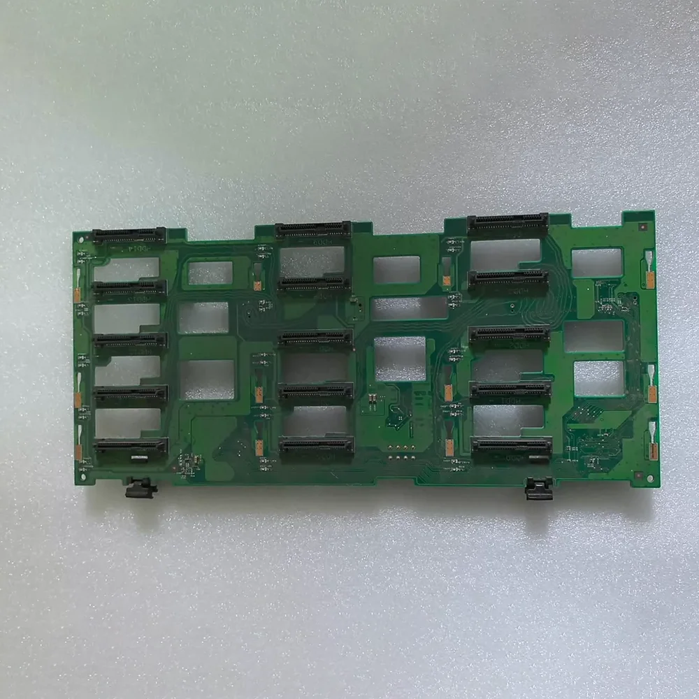 3.5-inch TD350 15-drive hard drive backplate 03T8719