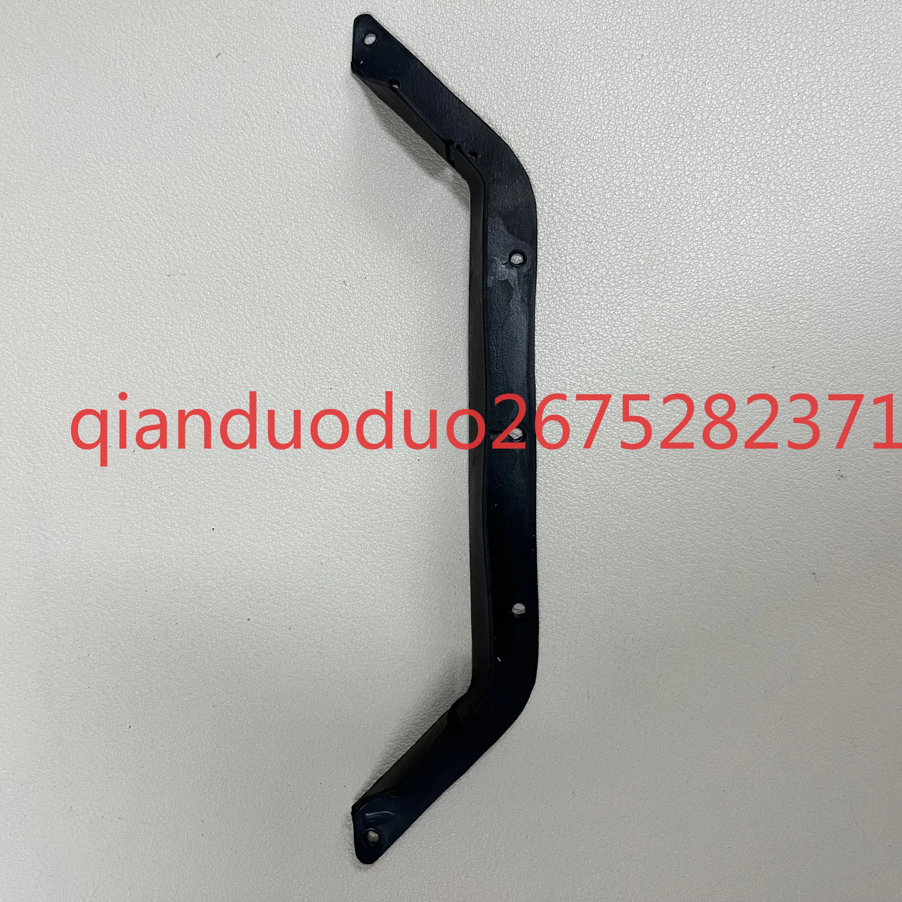 

Suitable for Keworth SEN54 series sweeper CEN540/CEN546/CR120 vacuum interface soft rubber strip dust glue