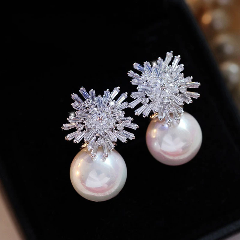 2022 NEW Pearl Earrings Woman Fashion Snowflake  Earrings Fashion Temperament Butterfly Earrings Elegant Lady Jewelry Wedding