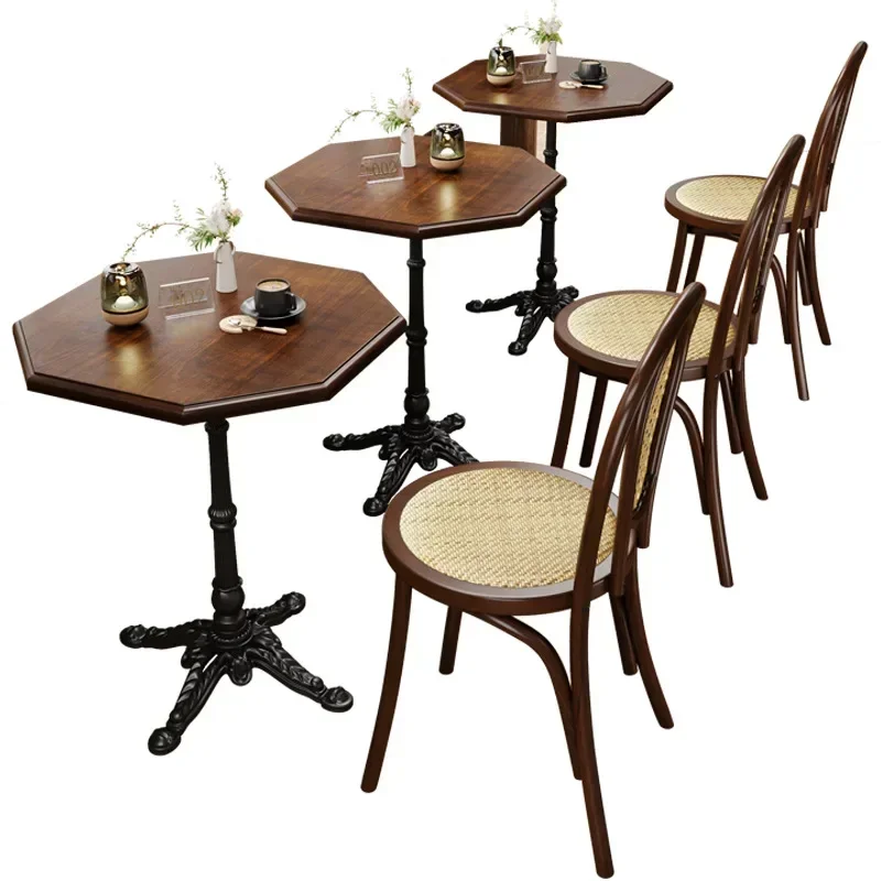 Cafe tables and chairs Solid wood American retro theme Western restaurant chairs