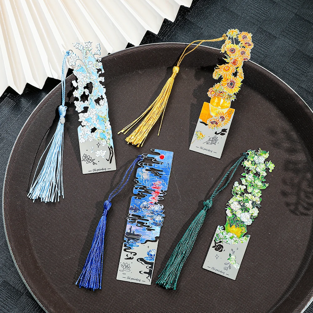 Marcapáginas de Metal con diseño de flor hueca con borlas, accesorios de lectura, amantes de los libros, regalos de Navidad, papelería coleccionable