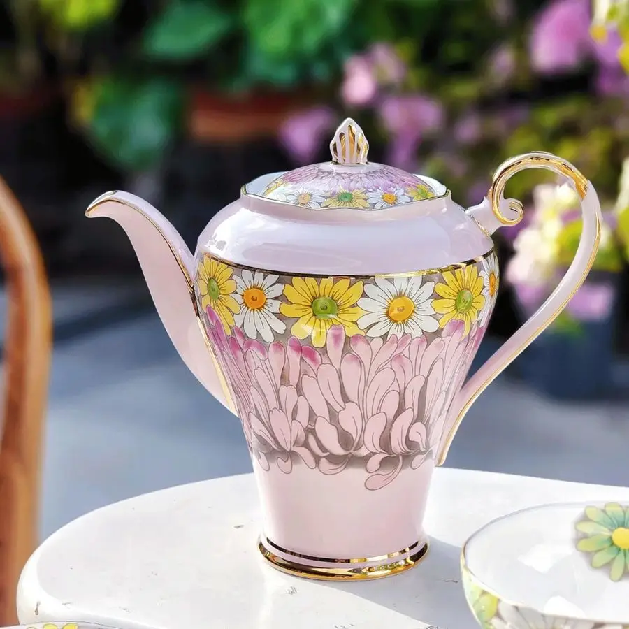 

Daisy Bone China Teapot 22oz 650ml 7.5Inch High, CorsetInspired Design with HandPainted Gold Borders, Luxury Decor amp Tea Gift