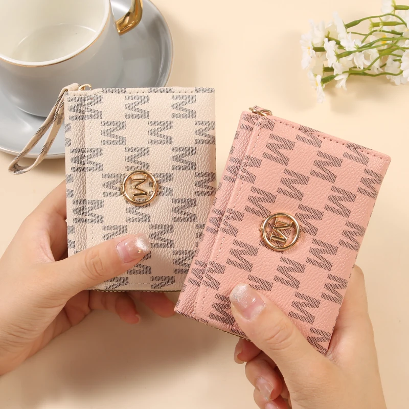 New stylish women's wallet with lettering, tri-fold design, multiple card slots, European and American retro short style.