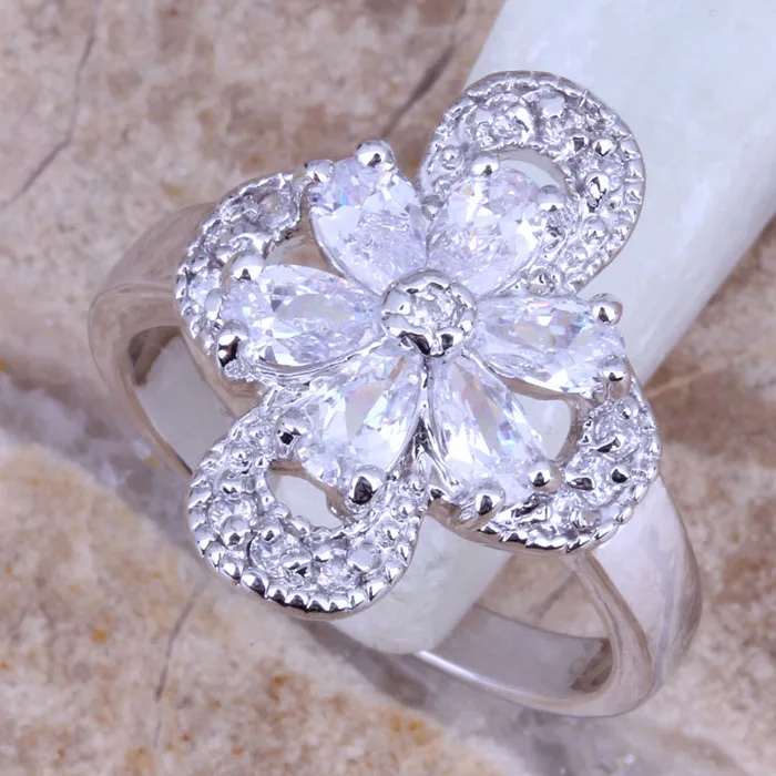 Smooth White Cubic Zirconia Fashion Jewelry Flower Ring Size 6 / 7 / 8 / 9 R0188