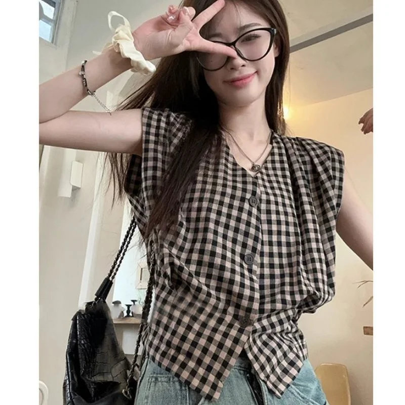 Women Vintage Red Plaid Sleeveless Vest Blouse Designer Waist Cinched Figure Front Button Placket Flattering Casual Shirt Top