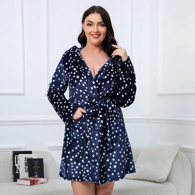 

Winter large size double-sided flannel bathrobe fattened enlarged thickened hooded nightgown fashionable simple temperament eleg