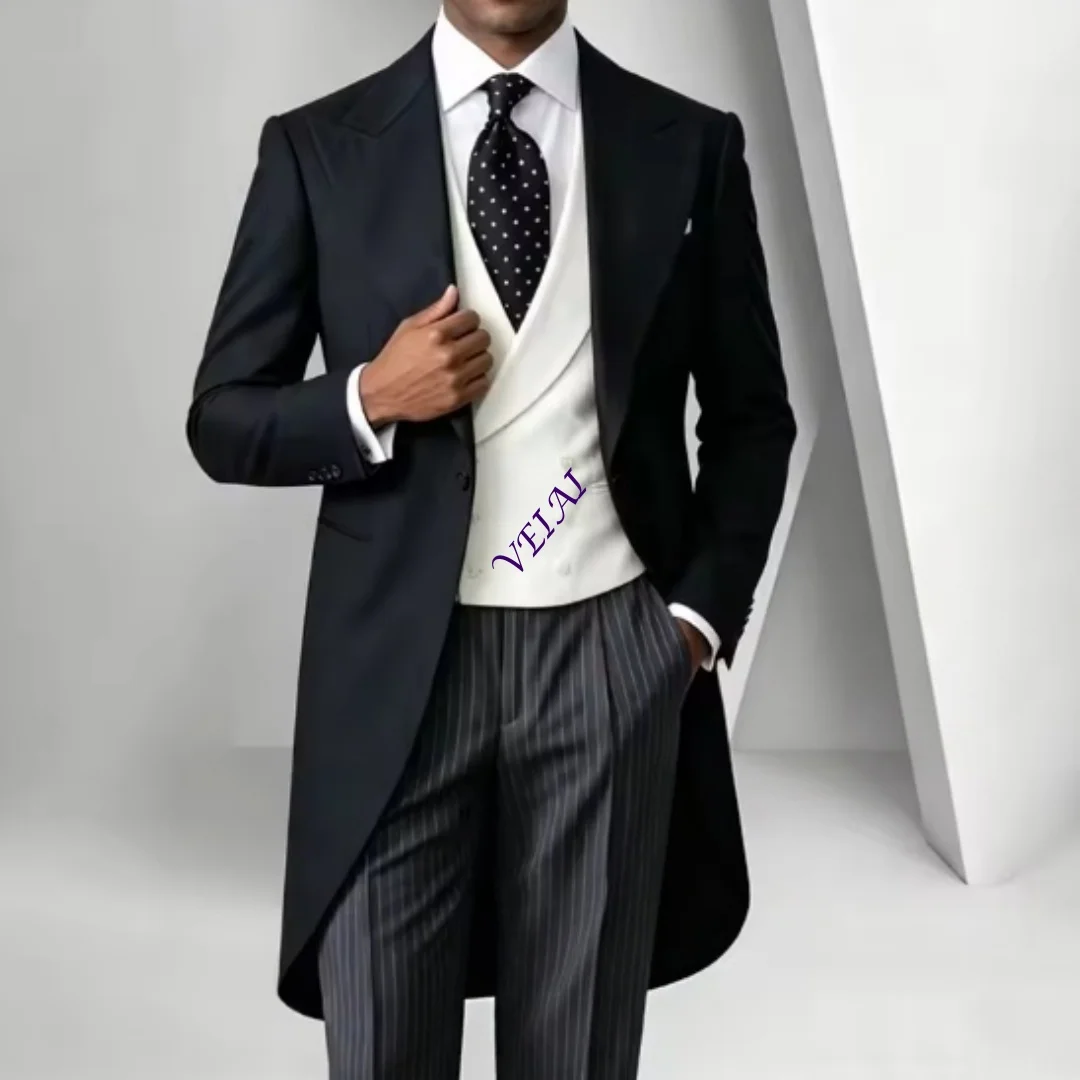 CustomizedBlack Tailcoat 3 Piece Men Suit White Double Breasted Vest Pinstripe Pants Formal Outfit Wedding Opera Royal Banquet D