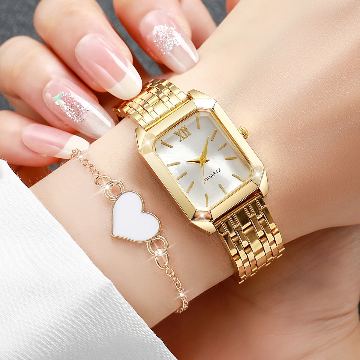 2/5 قطعة موضة روما الهاتفي النساء الساعات مستطيل كوارتز ساعة اليد مجموعة مجوهرات على شكل قلب Reloj Mujer (بدون صندوق)