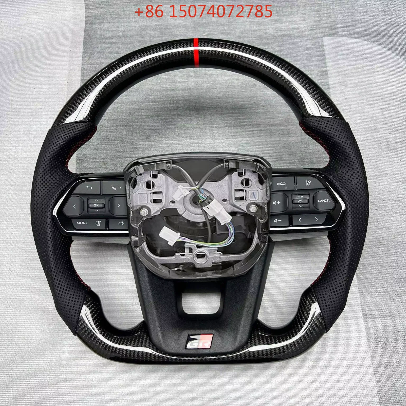 Custom Carbon Fiber Steering Wheel For  LC300 LC200 Mark X Hiace Rav4 N80 N70 Innova Axio Crown 4Runner Prius