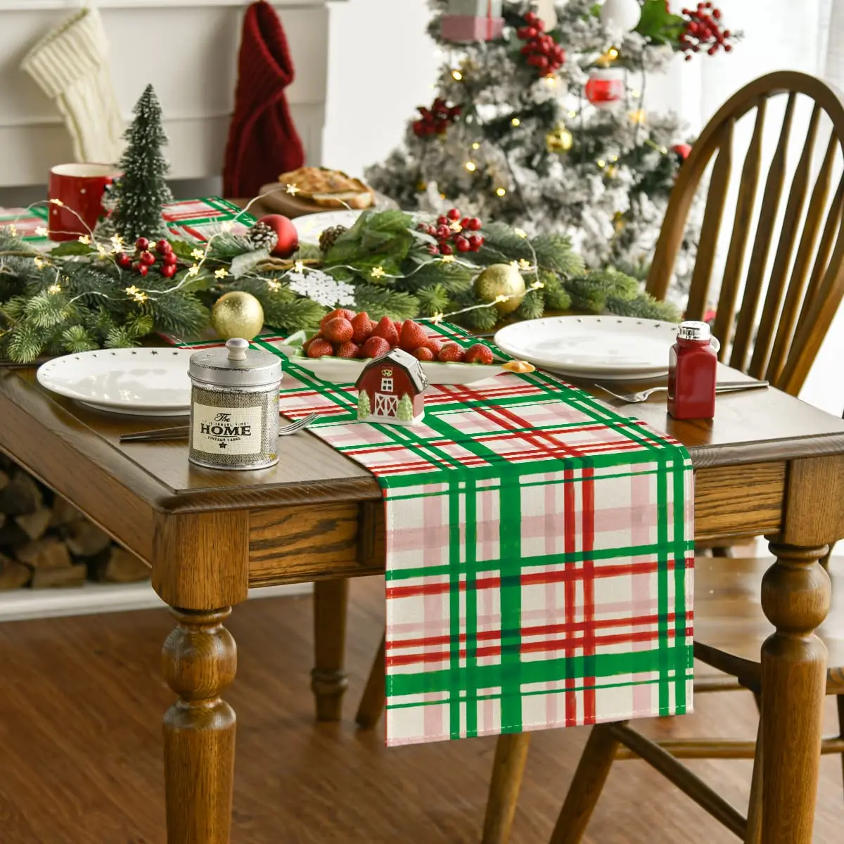 VIKAMA Black Buffalo Check Autumn Table Runner, Halloween Kitchen Dining Table Decoration for Outdoor Family Parties