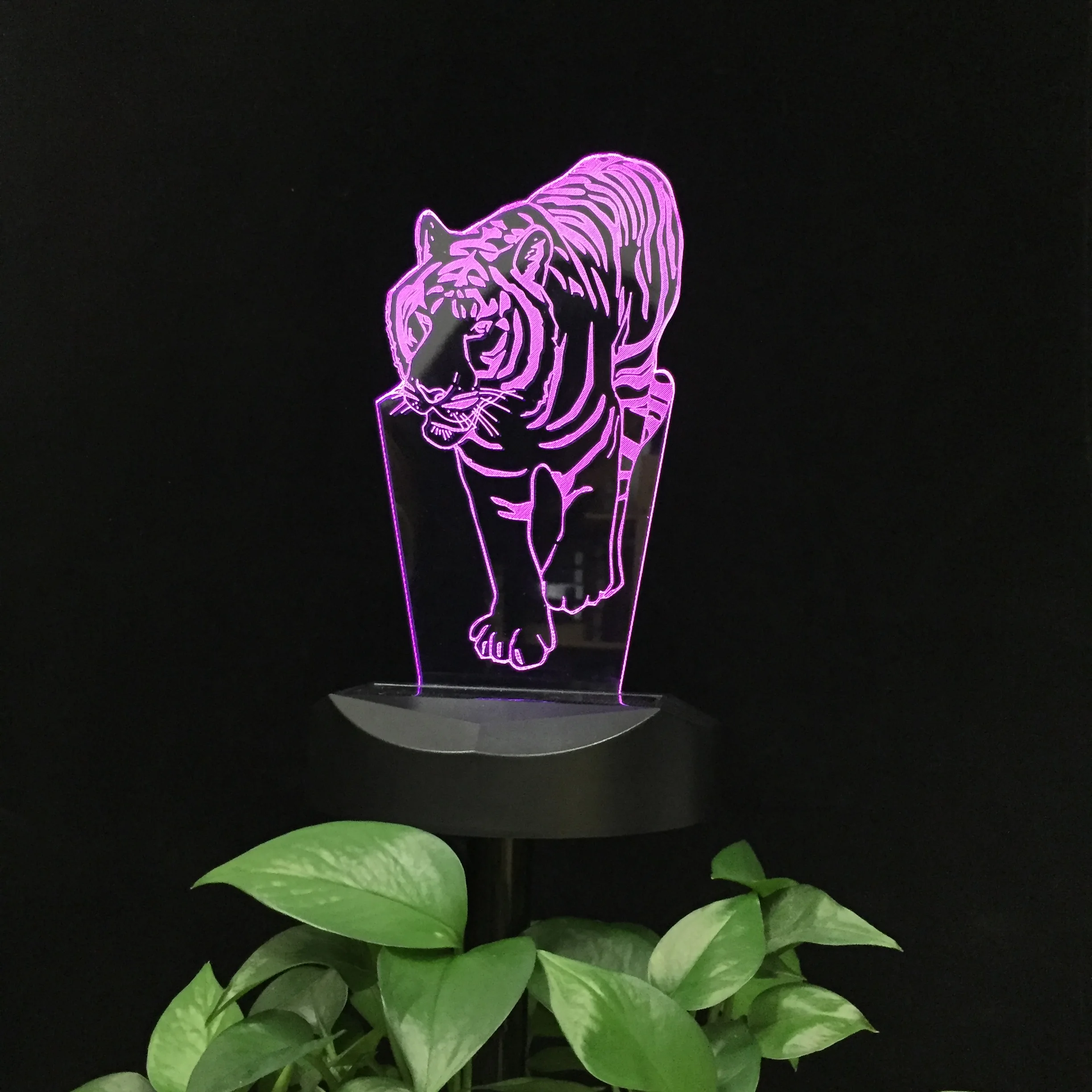 Fierce Tiger Figure Animal Solar Powered Landscape Lighting Garden Light 3D LED Night Lamp Waterproof for Yard Holiday Gift