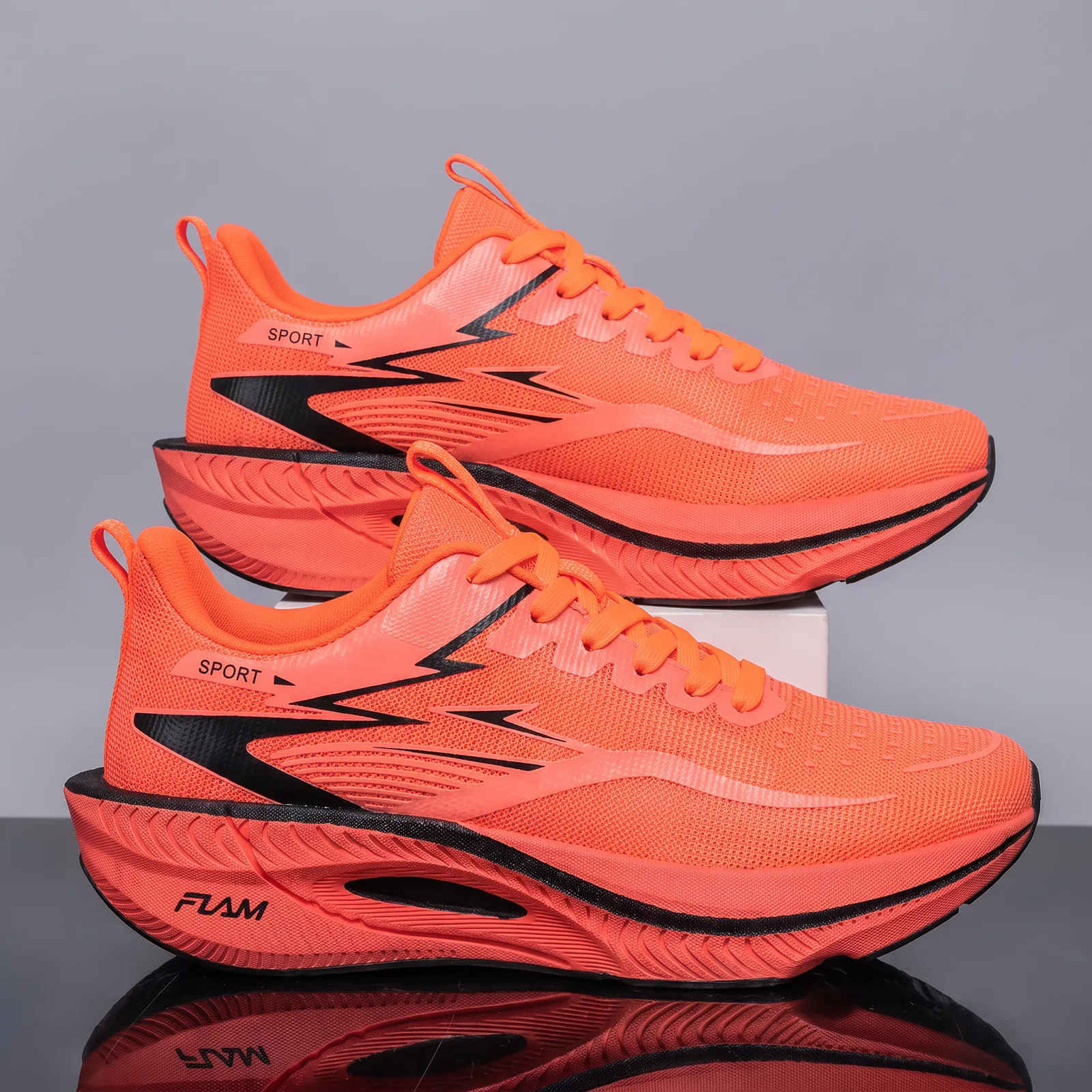 Men's shoes 2026 new shock-absorbing running shoes breathable mesh single shoe wear-resistant thick sole versatile sports shoes