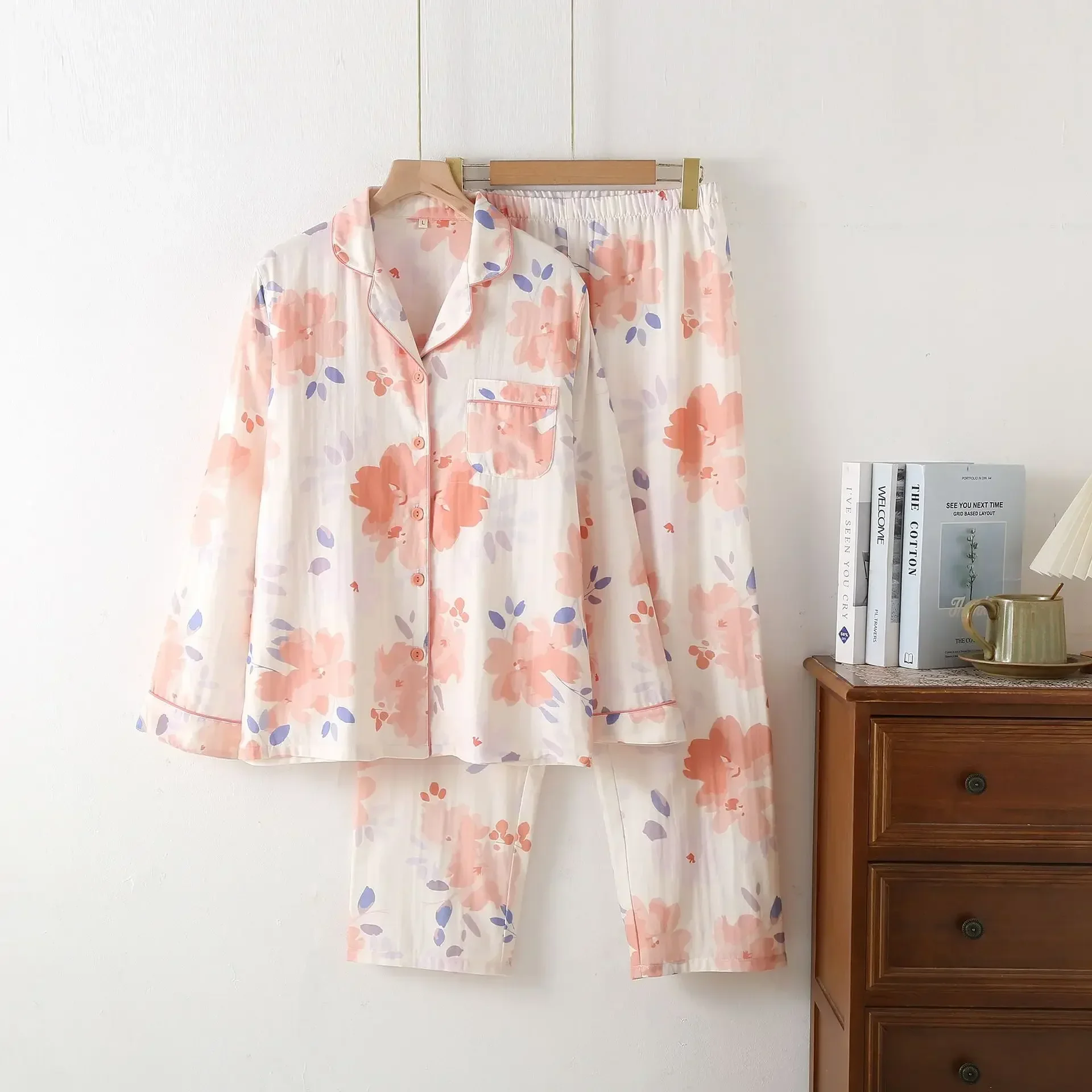 Women's Pure Cotton Double-layer Gauze Pajamas Long Sleeve Sleepwear Set with Turn-Down Collar And Flower Print Long-Trousers