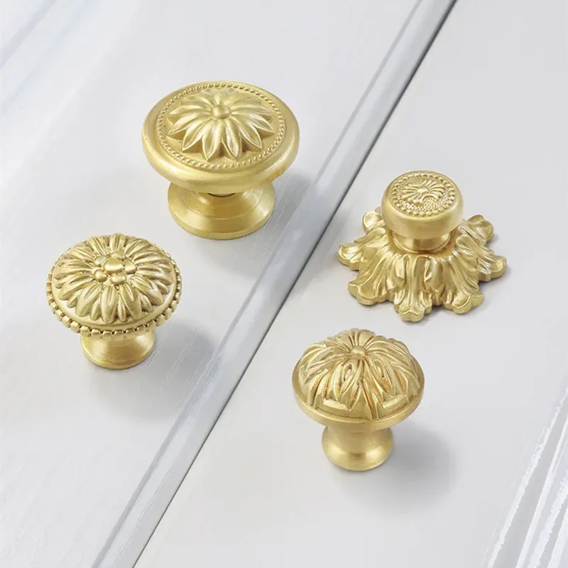 Modern Simple Solid Brass Drawer Knobs Deluxe Noble Cabinet cupboard handles Nordic Light Luxury Pastoral Single Hole pulls