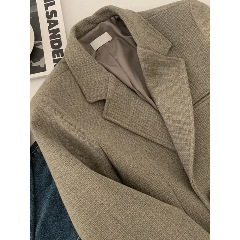 Milk Grey Green Suit Coat Women's 2023 Spring and Autumn New Fashion Light Mature Style Temperament Celebrity Single Piece Suit