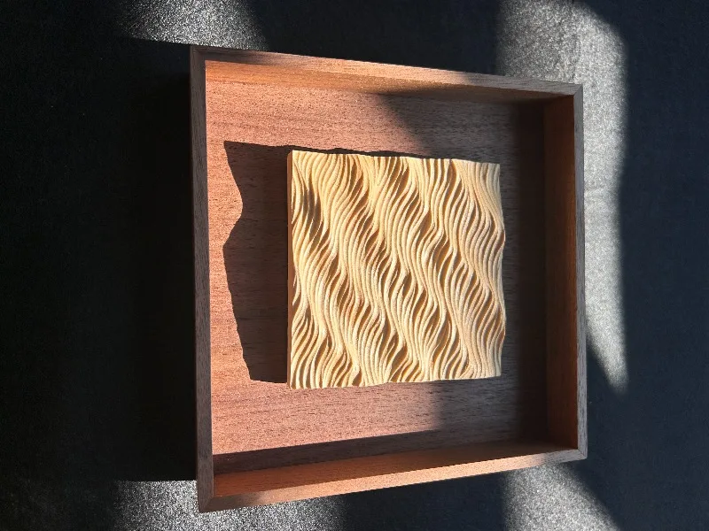 Hand-carved Wood Art Panel Rising Wind Series Ginkgo Wood Wooden Sculpture Relief Carving Home Decor Wall Art 12cm Gift Handmade