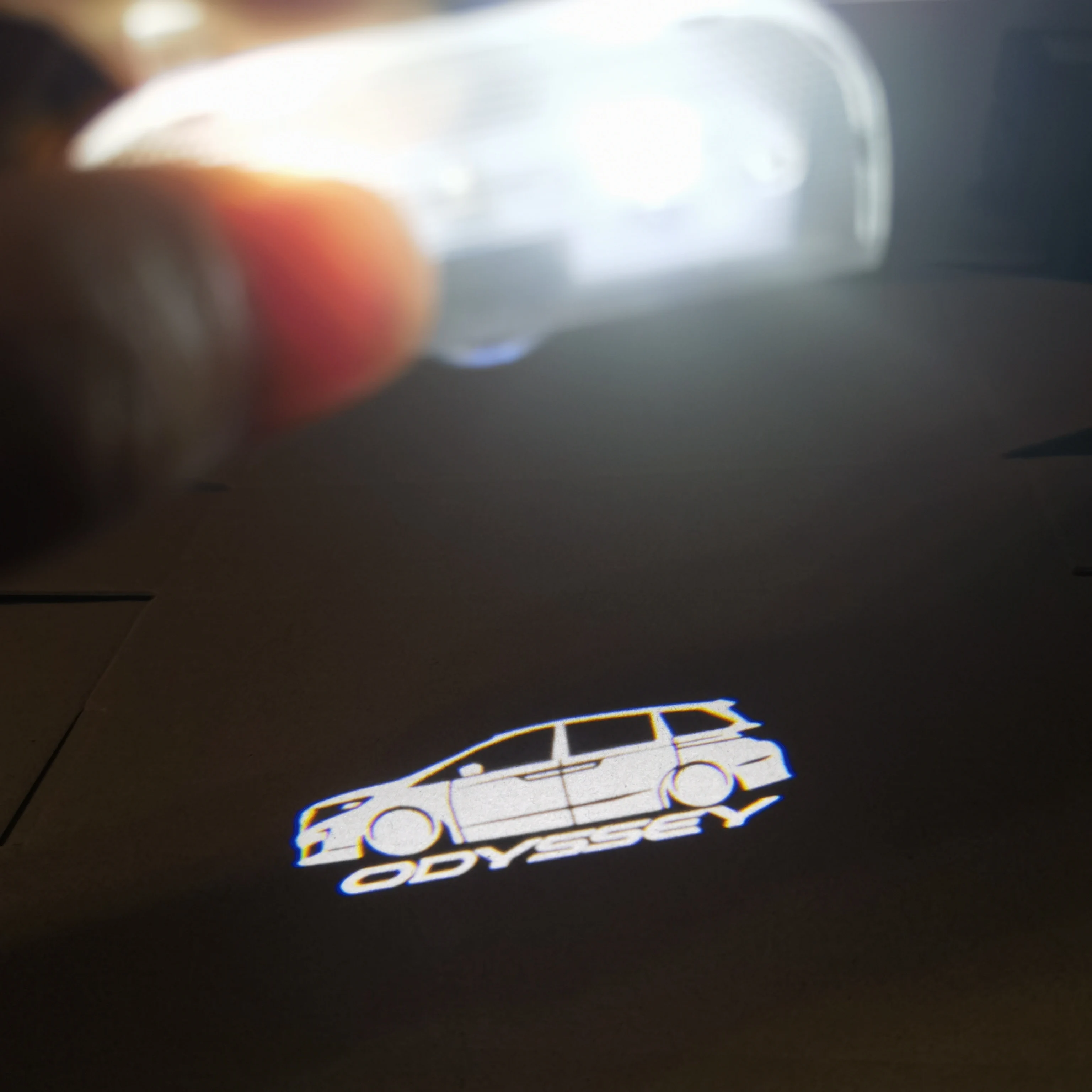 

Эмблема-подсветка для дверей Honda Odyssey, 2 шт., светодиодная подсветка дверей, приветственная подсветка для Honda Odyssey 2002-2020, подсветка для ног Honda