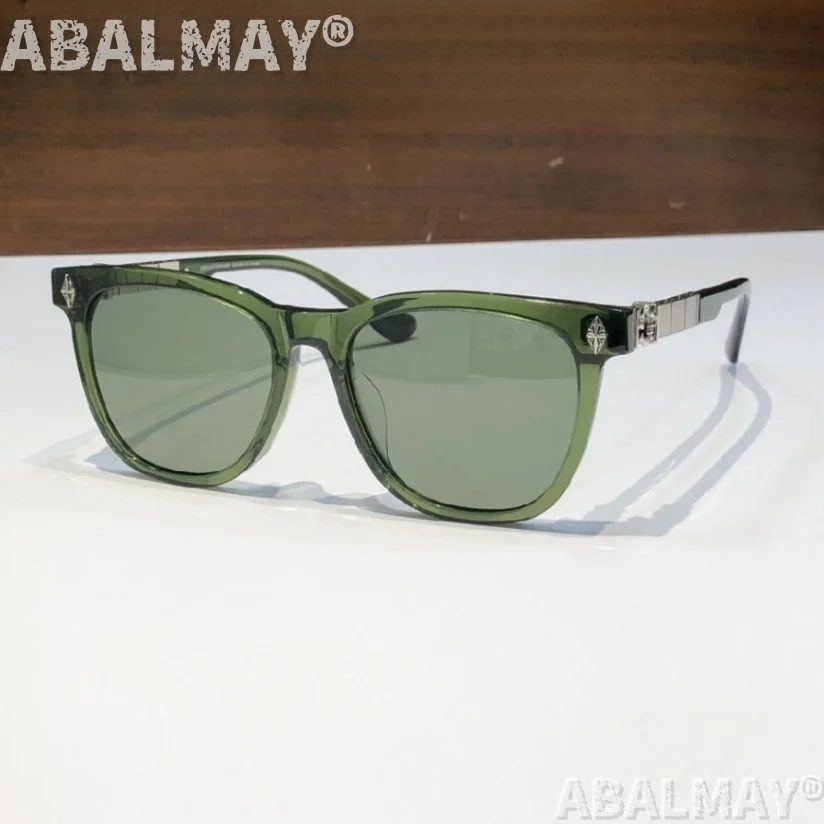 คุณภาพสูงDesignerแว่นตากันแดดผู้ชายและผู้หญิง 8137 ขนาด 53-18-150 ไทเทเนียมหรูหราแฟชั่นการออกแบบดวงอาทิตย์แว่นตาUV400 พร้อมกล่อง