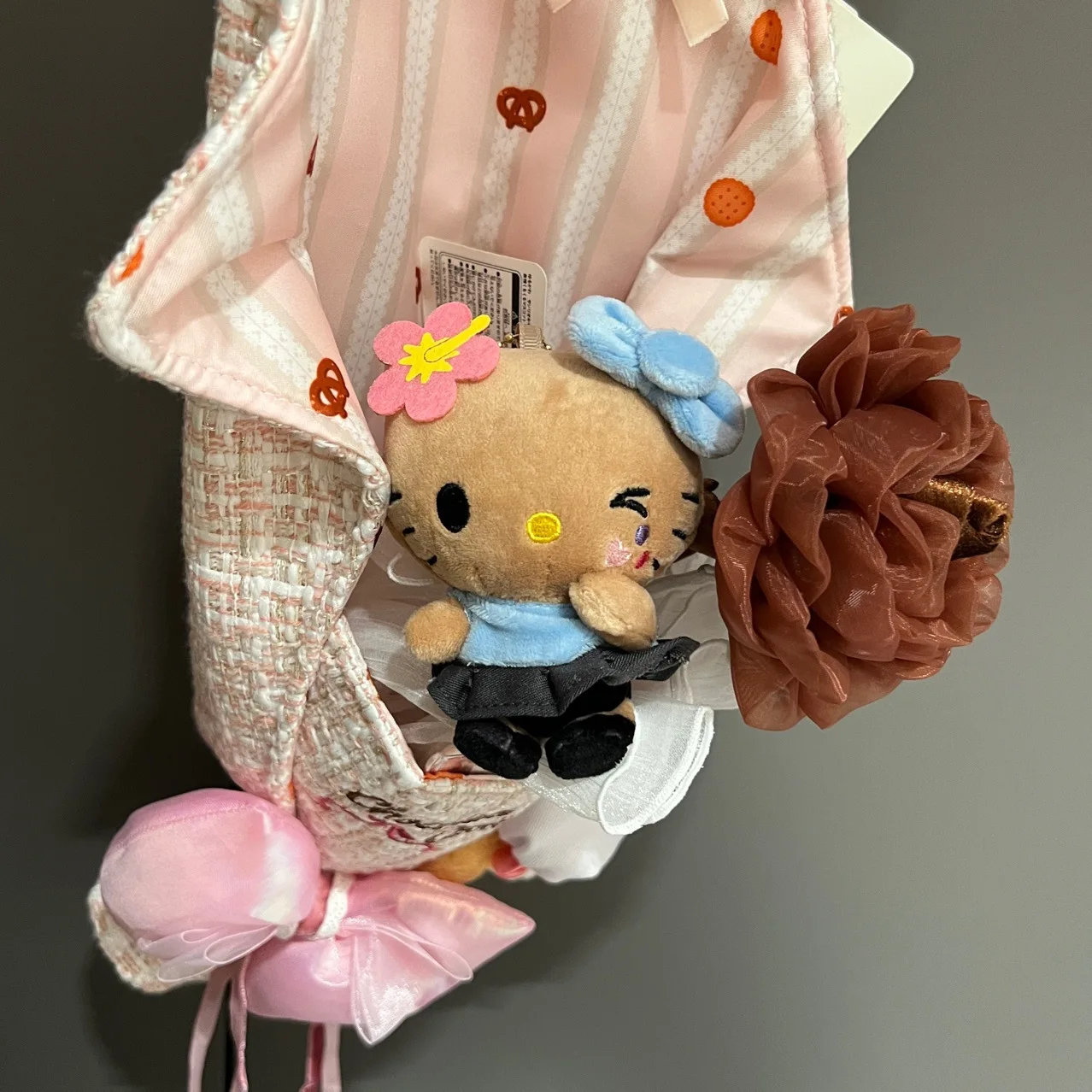 Kawaii Sanrio dibujos animados Hello Kitty sirena tabla de surf juguetes mochila colgante encanto accesorios de moda llavero niña regalos de cumpleaños