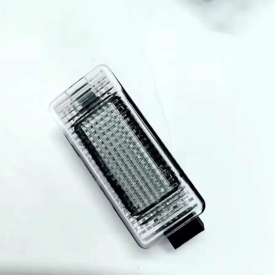 Suitable for  SAIC MG RX8 RX5MAX RX5PLUS Roewe I6MAX MGHS MG5 Glove box LED light Suitcase light original 10466296