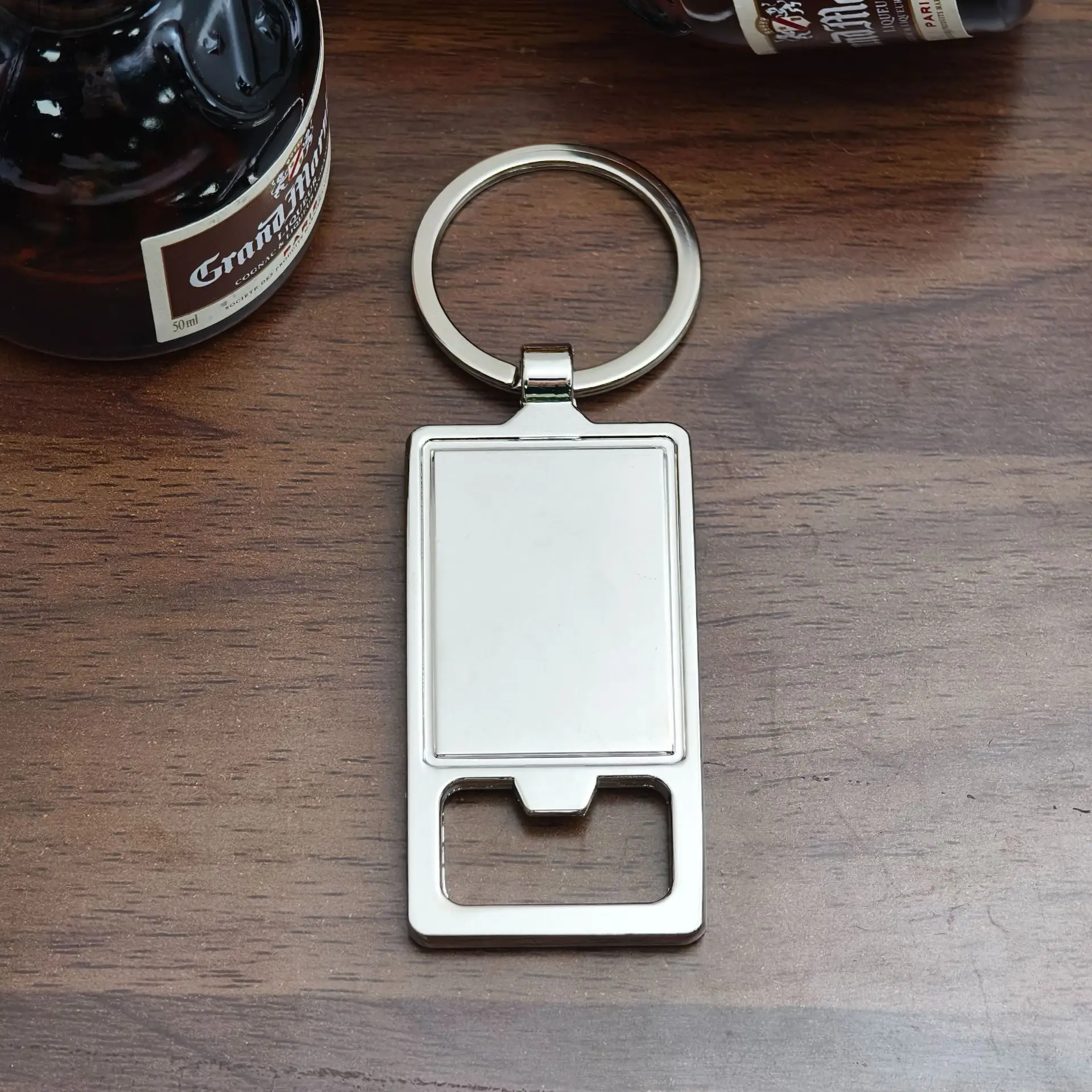 Personalisierter Metall-Flaschenöffner als Autoschlüsselanhänger, Motorrad-Taschenanhänger, Exquisiter Bier-Glücksbringer, DIY Minimalistischer Anhänger, Geschenk für Männer – Detail 20