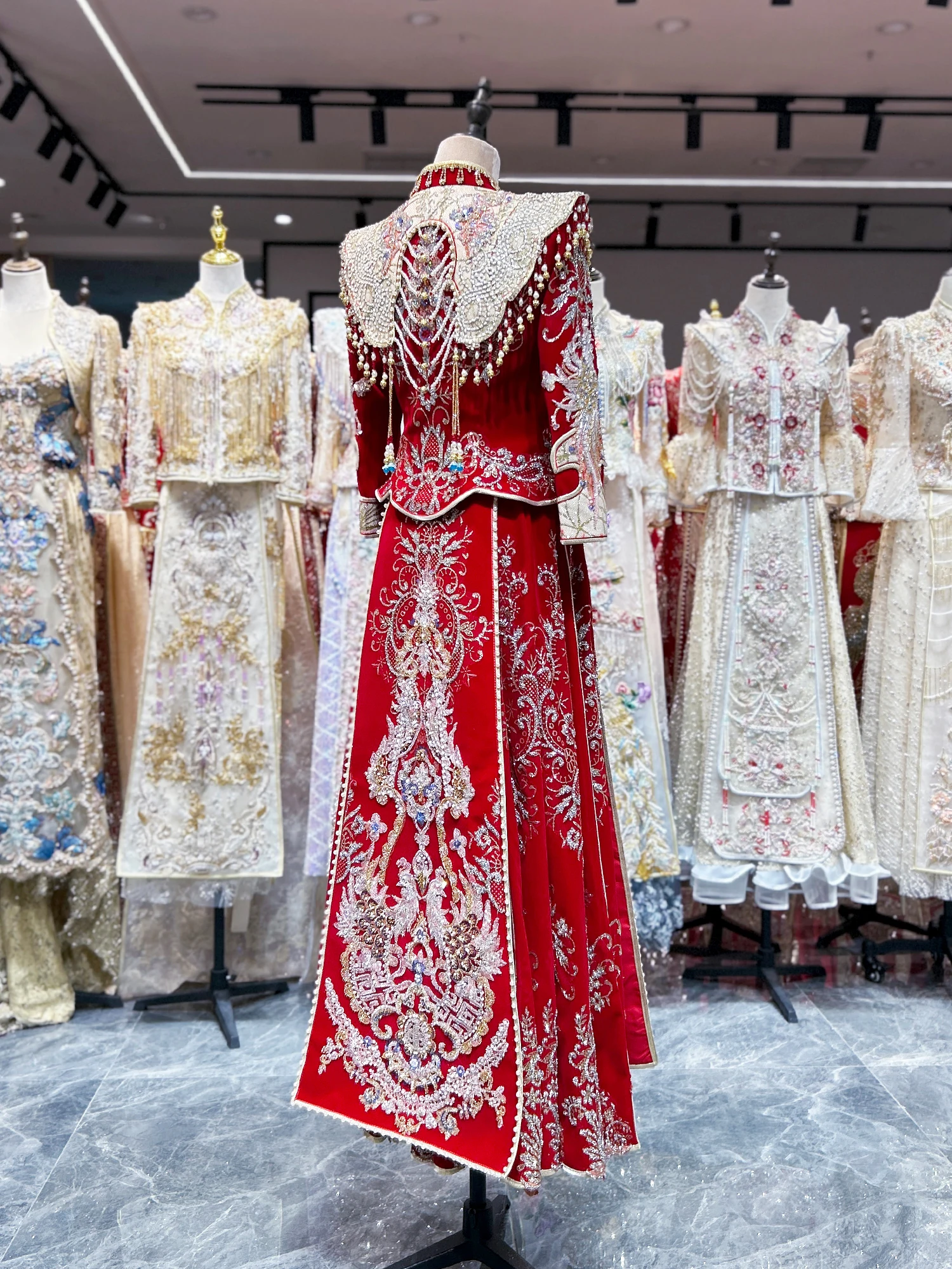 Velvet Xiuhe Dress 2025 New Bridal Wedding Chinese Toast Bride Outfit Suit He