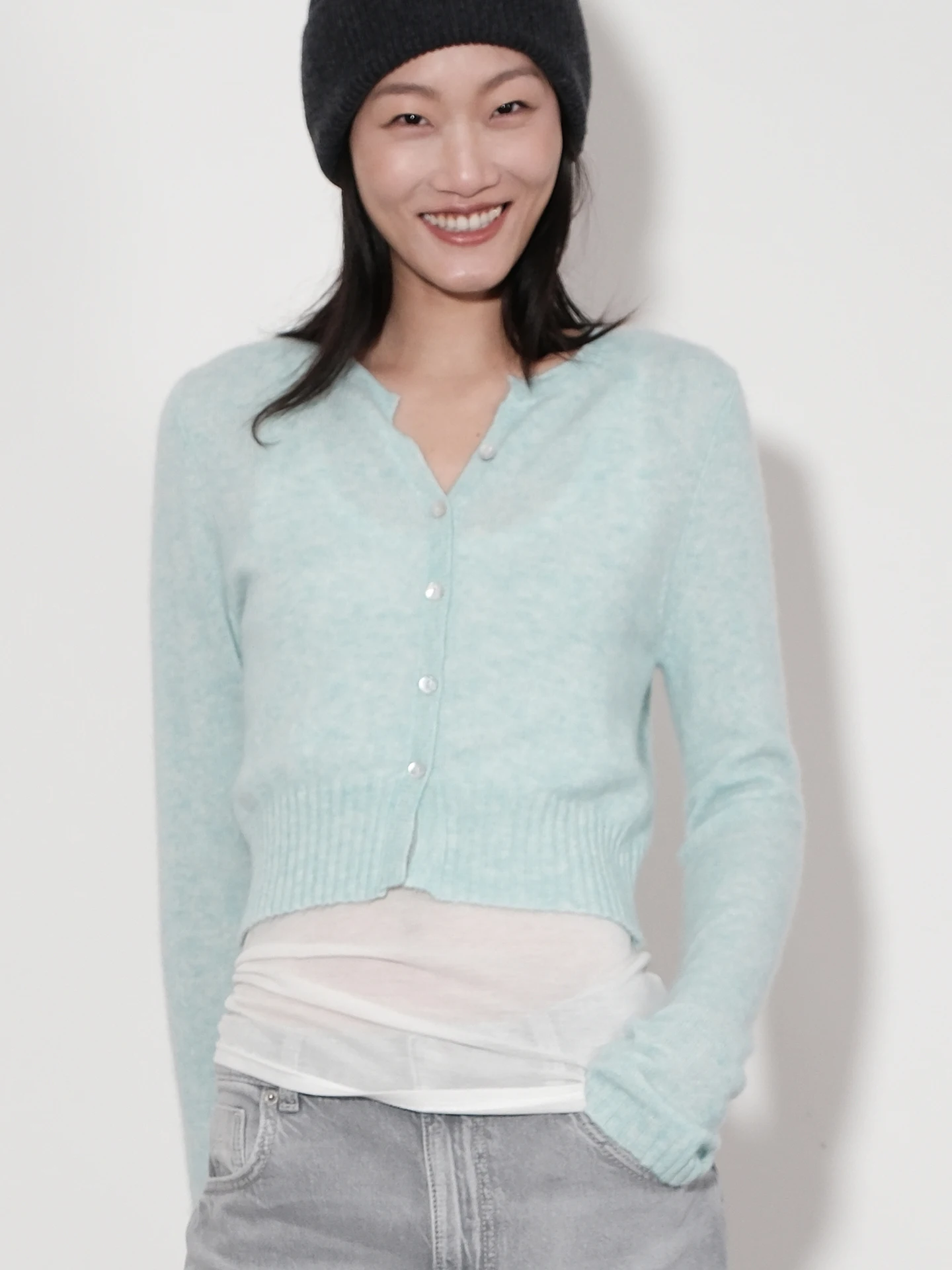 

Silk Camere Long Sve Knitted Top Women's Slim Fit Layering irt Spring New Sle Commute Simple Casual round Ne ort...