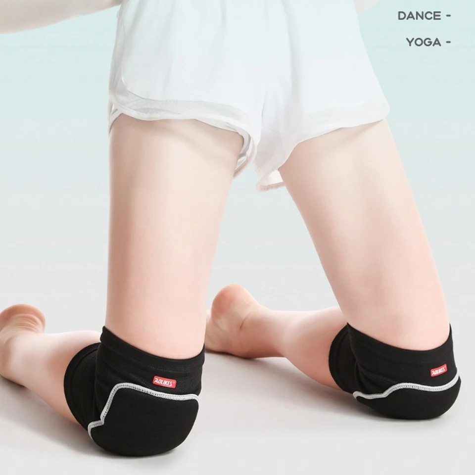 Thumbnail 4 - #36 Trending Volleyball Knee Pads Right Now