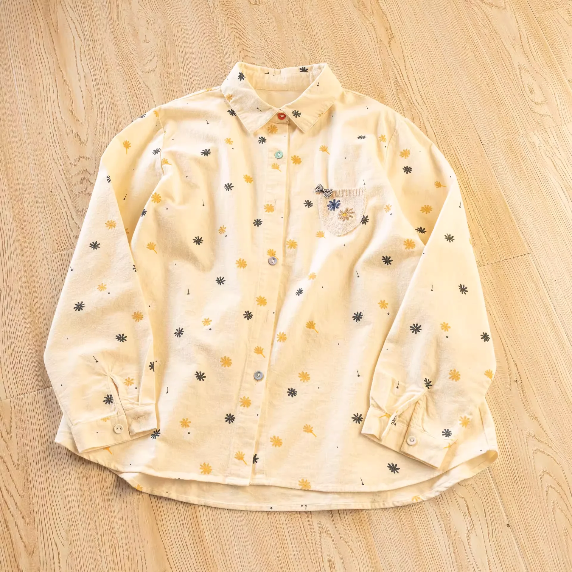 

2026 японская винтажная одежда мори девушка оригинальный дизайн трикотажные рубашки с нашивками из хлопка с матовым принтом женские блузки зимние топы