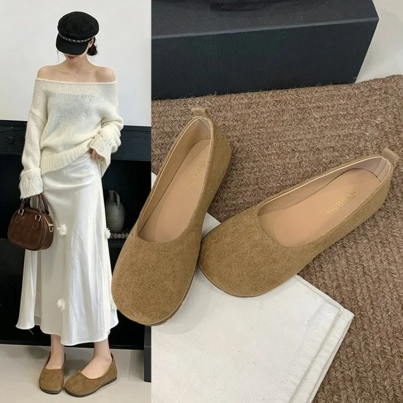 Women's Ballet Flats Round Toe Suede-Look Slip-On Everyday Minimalist Casual Footwear Flat Heel Spring Autumn Office Style Shoes