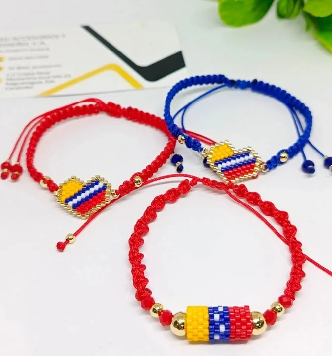 Handmade Venezuela flag miyuki beads string bracelet, Venezuelan jewelry for women